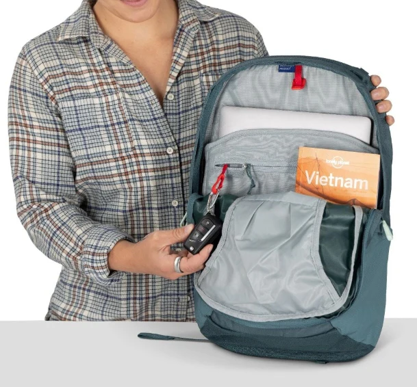 Women's Fairview 70 Travel Pack - Image 14