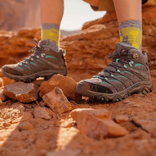 Womens Moab 3 Mid GTX Boot - Image 2